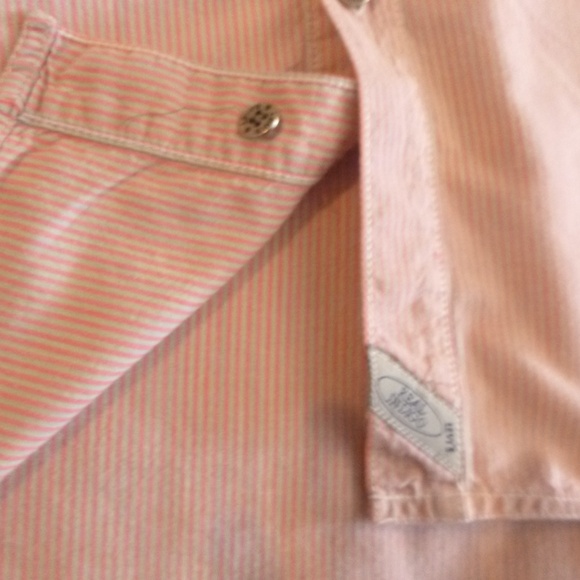 LEVIS MODERN AUTHENTICS MENS BUTTON DOWN SHIRT L w/BONUS HICKOK BOLO - Picture 8 of 16